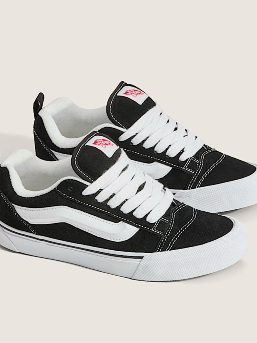 Vans Knu Skool Sneakers. Black and white.